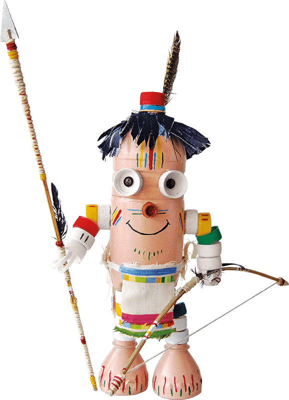 Boneco Indígena de Garrafa PET